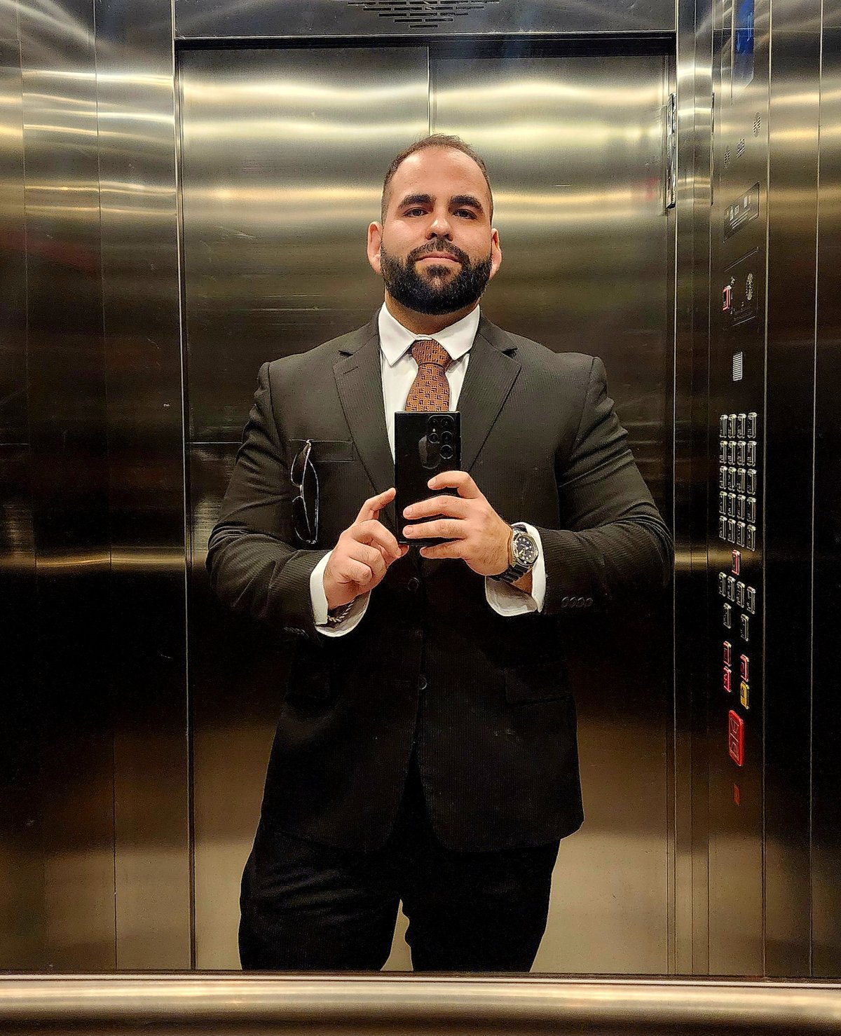 Renzo all black outfit — October 2024